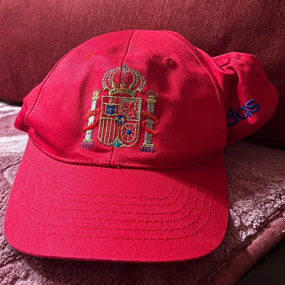 Vintage adidas Spain soccer hat